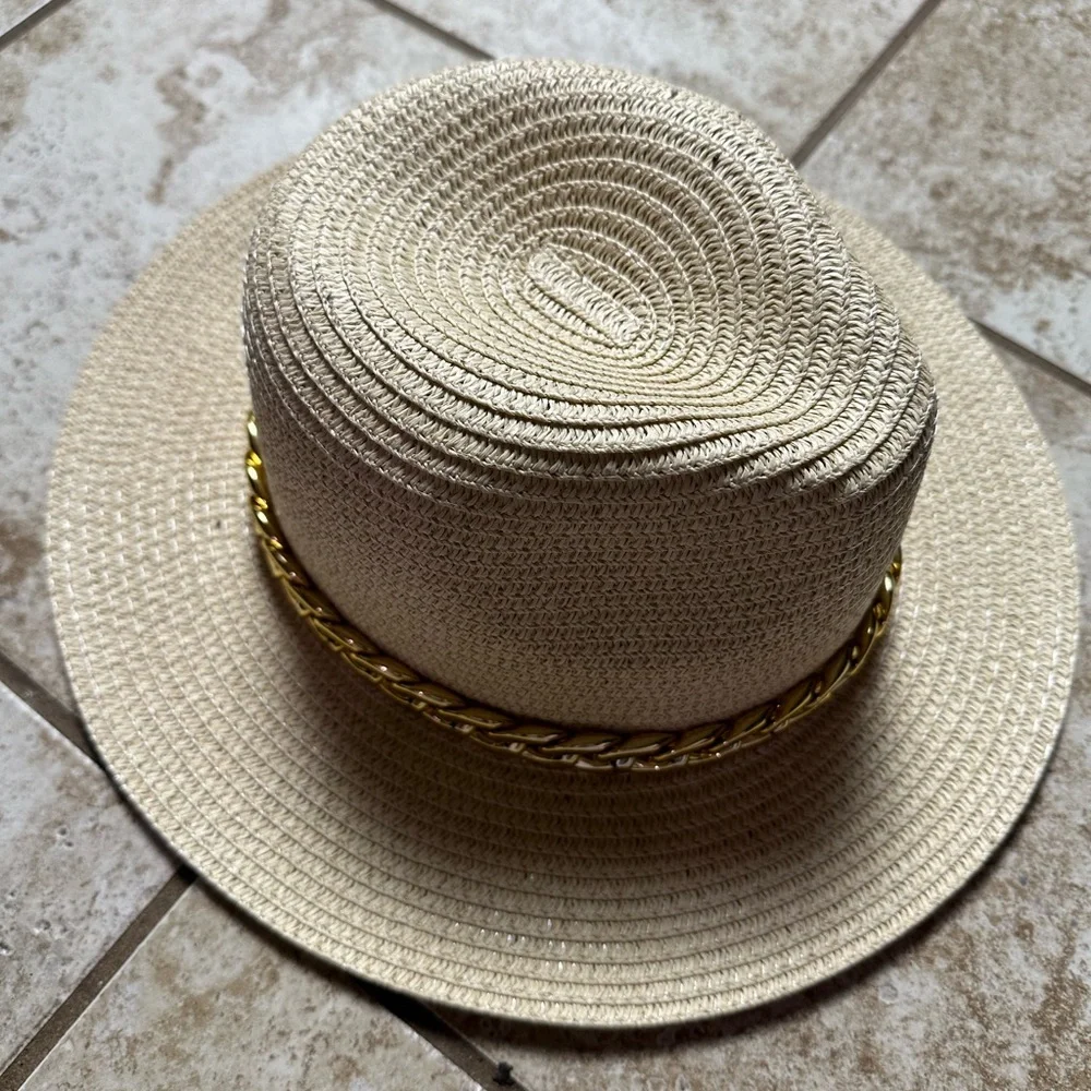 Straw Hat - Picture 4 of 10